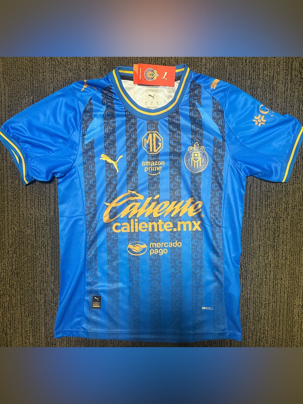 Chivas Guadalajara 25/26 Third Kit | Size Small |